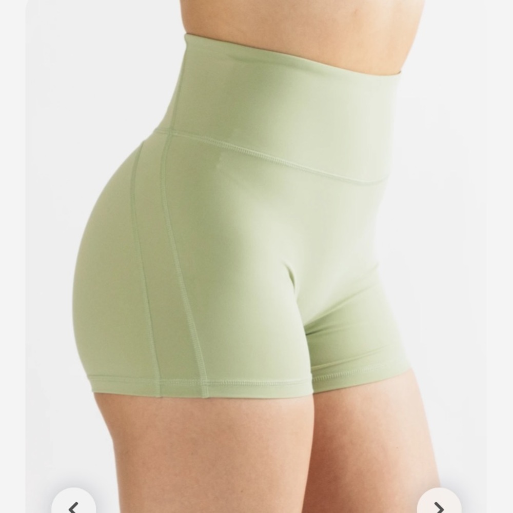 COPY - Alphalete Surge Short Medium.